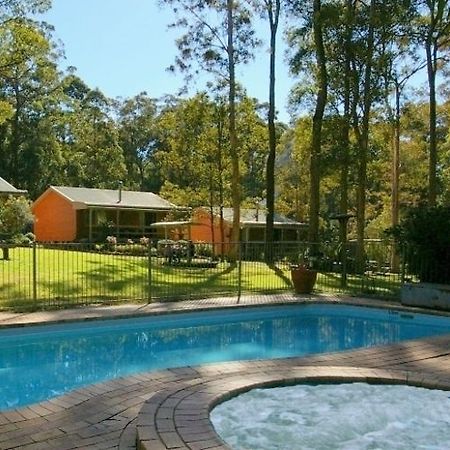 Chiltern Lodge Country Retreat โอลด์บาร์ ภายนอก รูปภาพ
