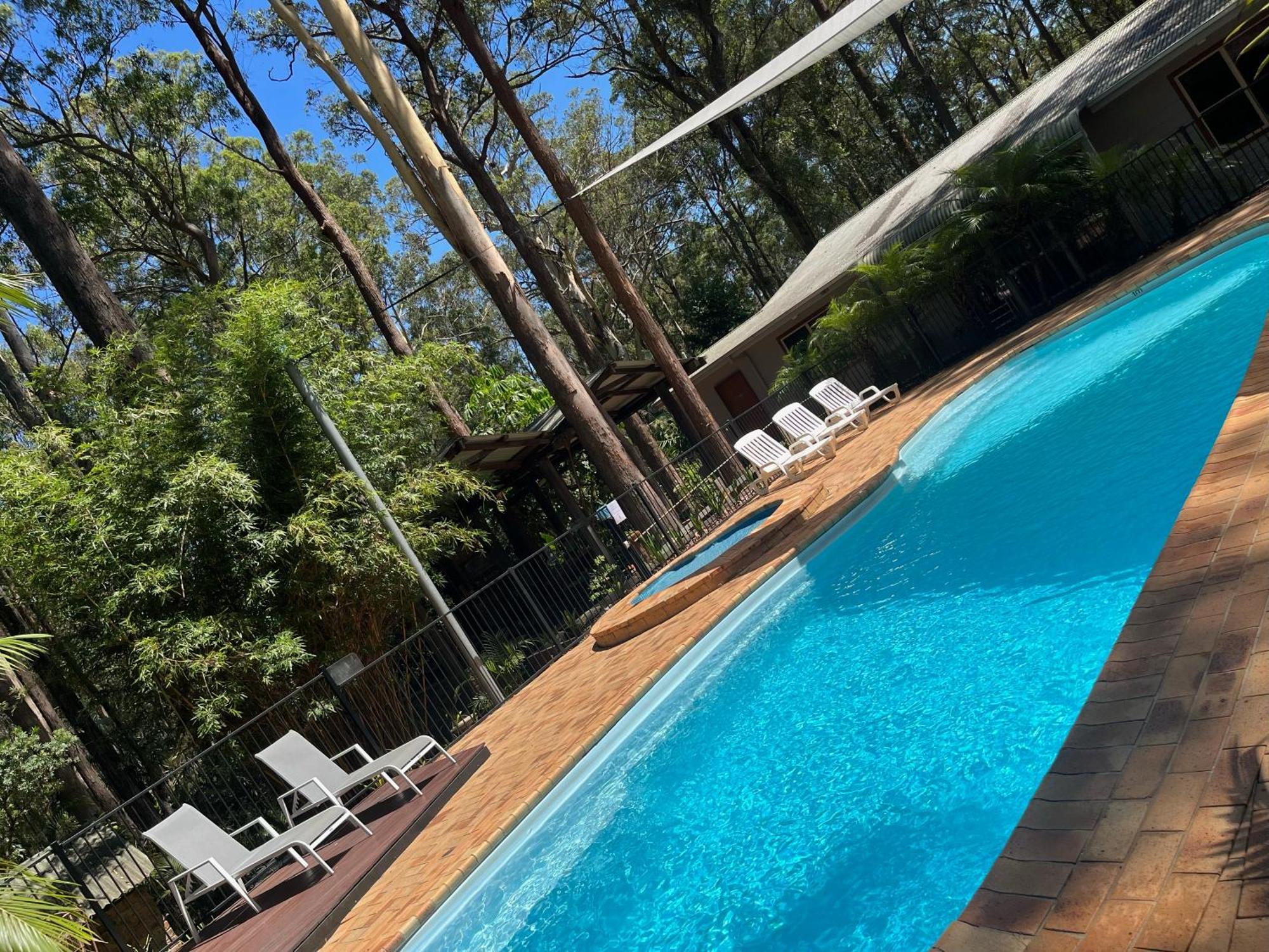 Chiltern Lodge Country Retreat โอลด์บาร์ ภายนอก รูปภาพ